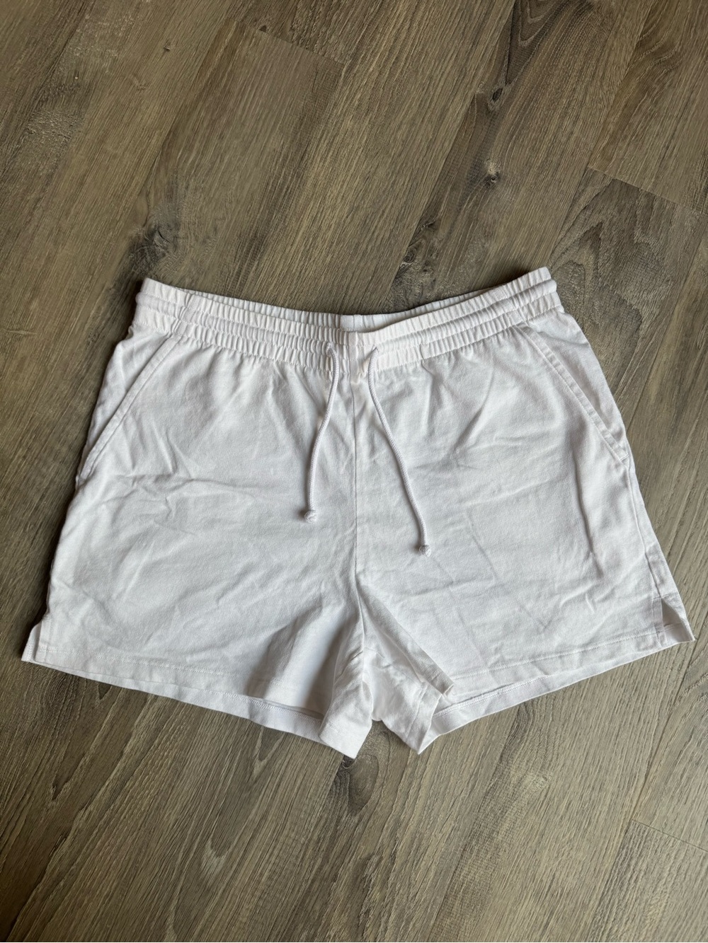 Aritzia Wilfred White Drawstring Shorts